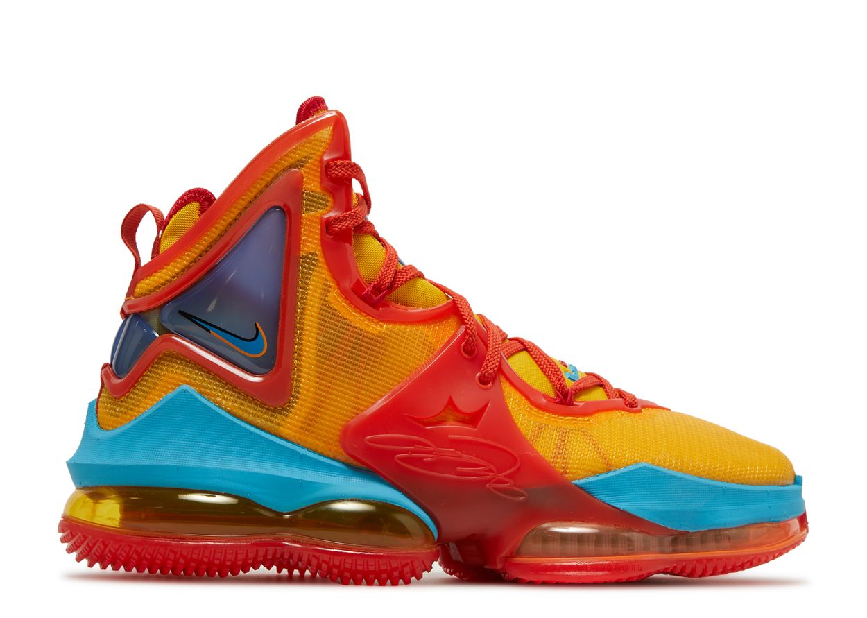 LeBron 19 Tune Squad (WORN)