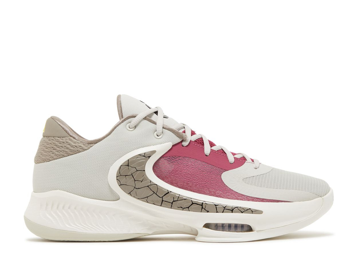 Zoom Freak 4 Colosseum (WORN)