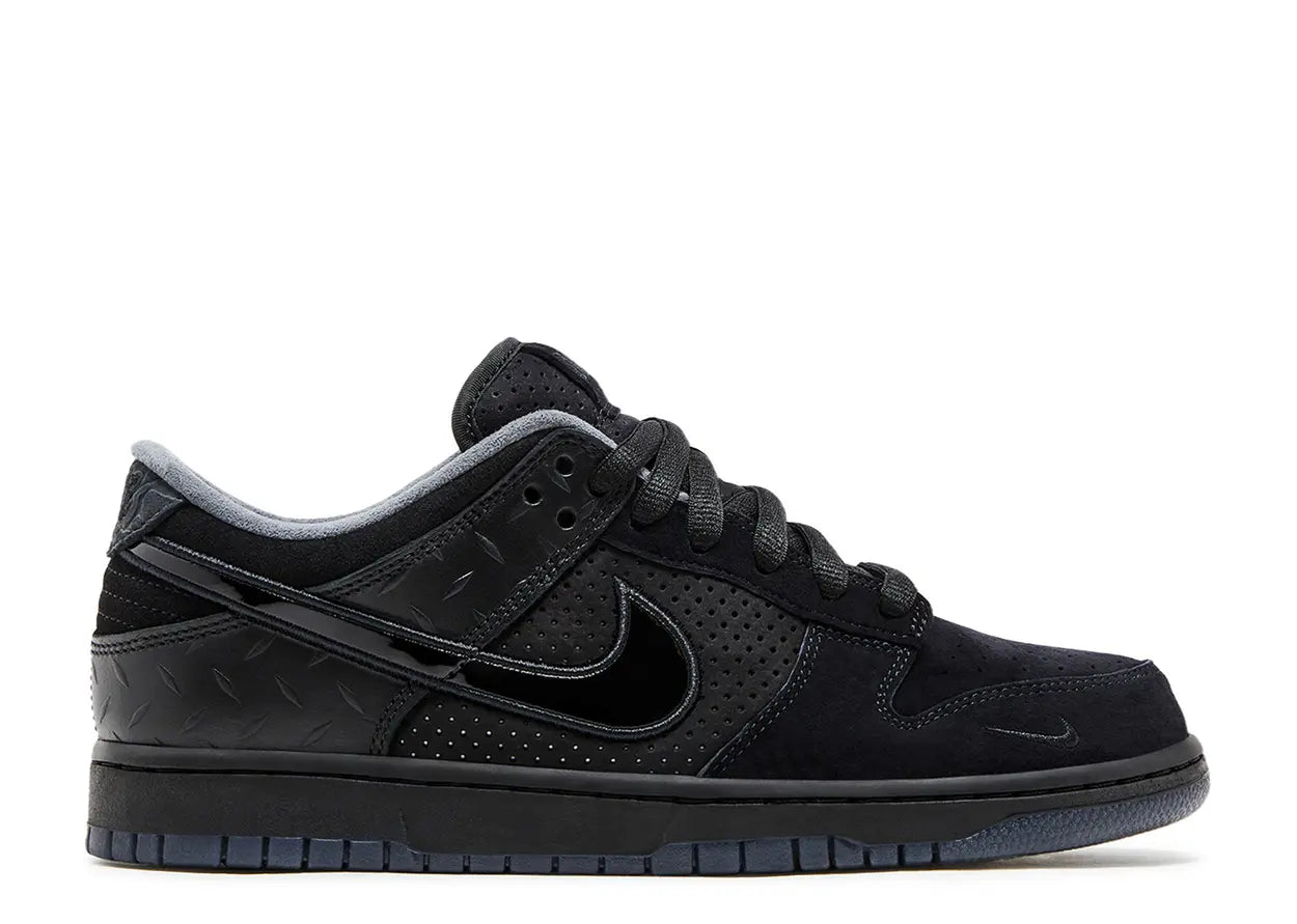 Dunk Low Ducks of a Feather Black University of Oregon PE