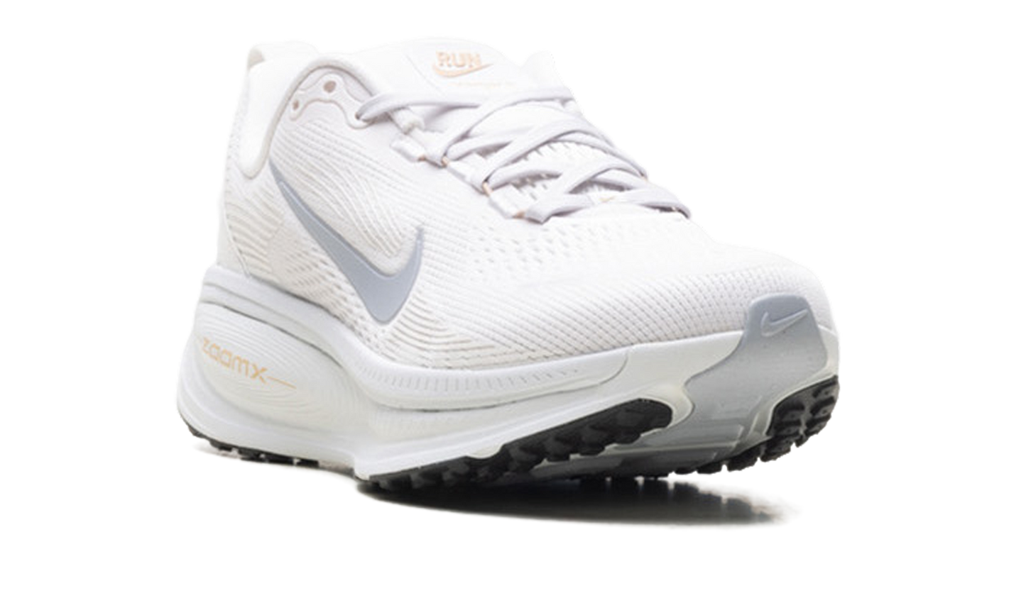 Vomero 18 WMNS"Vast Grey Summit White" HM6804 007