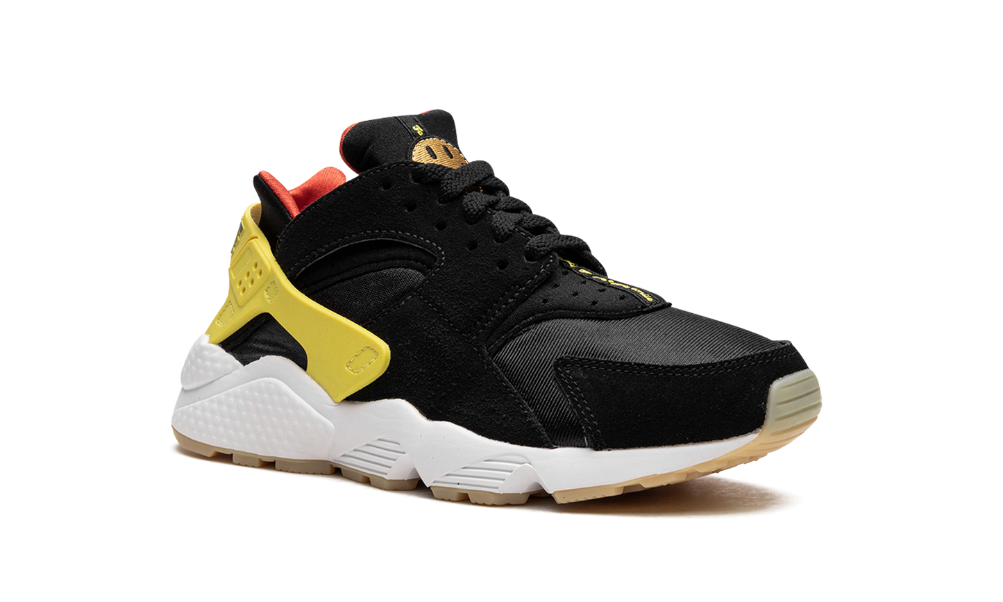 AIR HUARACHE WMNS"Go the Extra Smile" DO5873 001