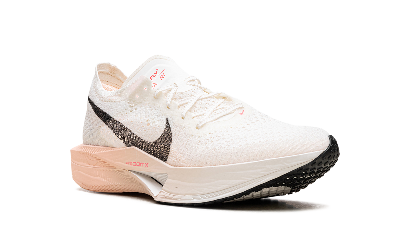 ZoomX Invincible Run 3 WMNS"Sail Guava Ice" DV4130 103