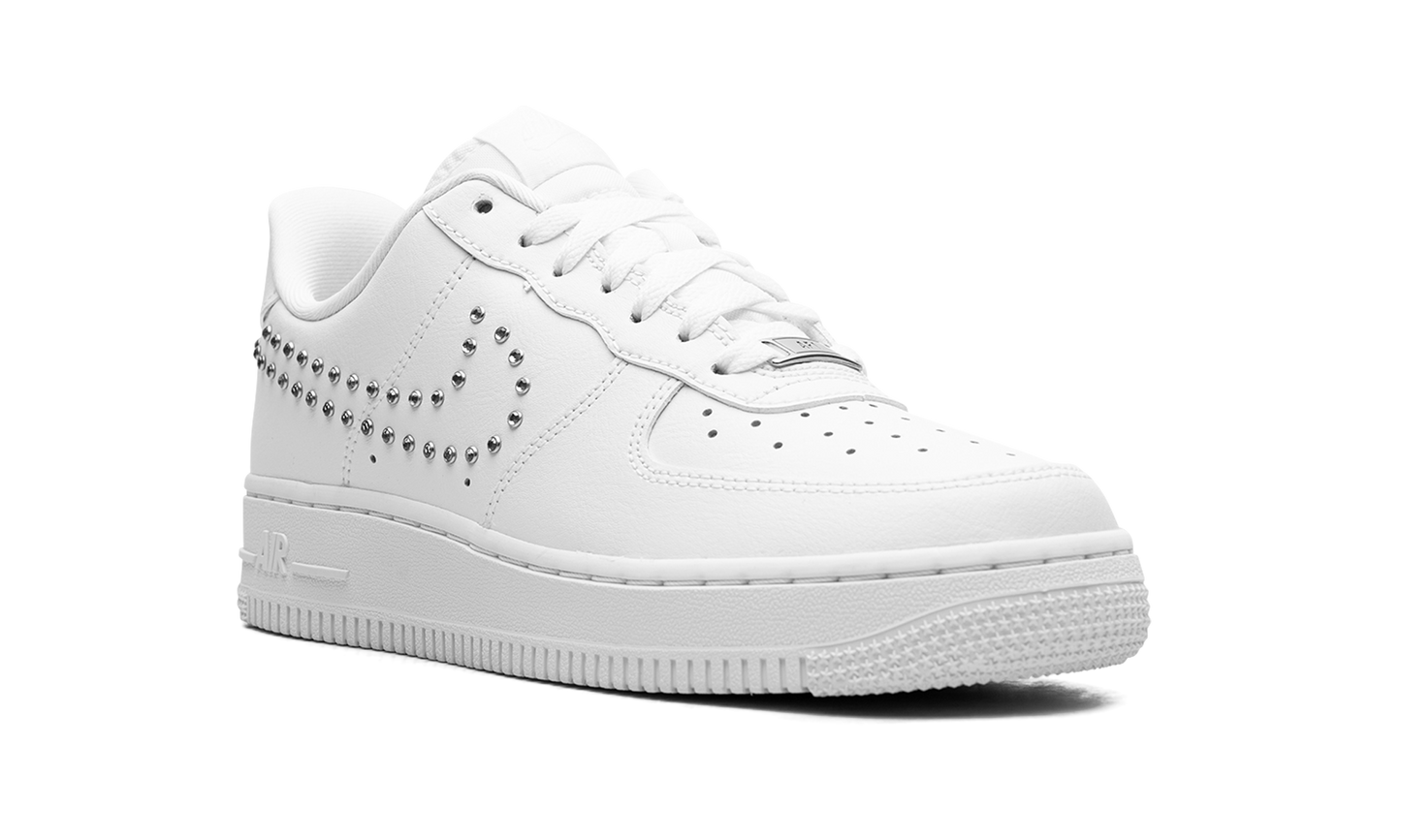 AIR FORCE 1 LO WMNS"White/ Metallic Silver" FQ8887 100