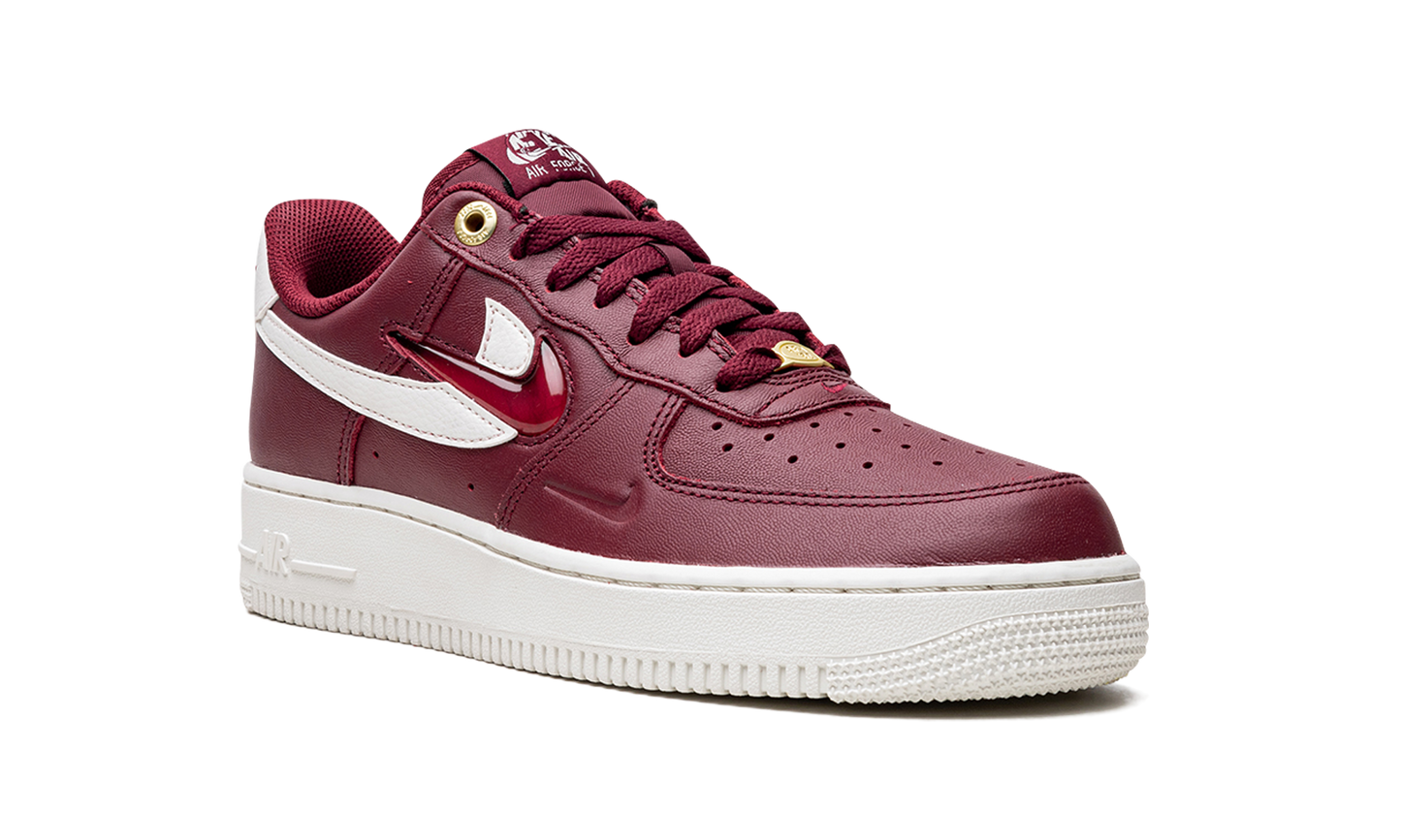 AIR FORCE 1 LO WMNS"Logo Pack - Deep Red" DZ5616 600
