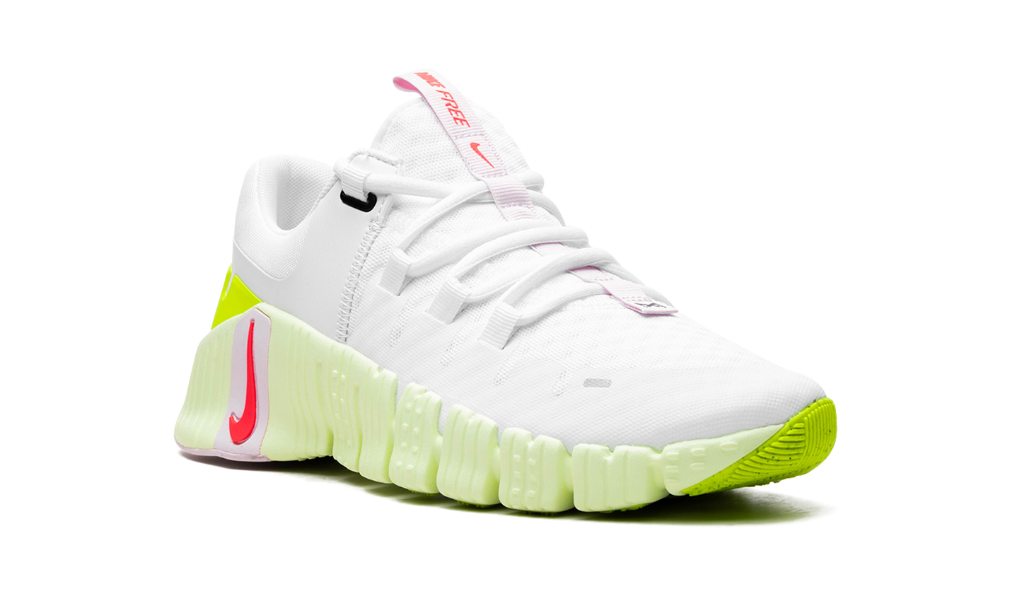 Free Metcon 5 WMNS"Barely Volt Pink Foam" DV3950 104