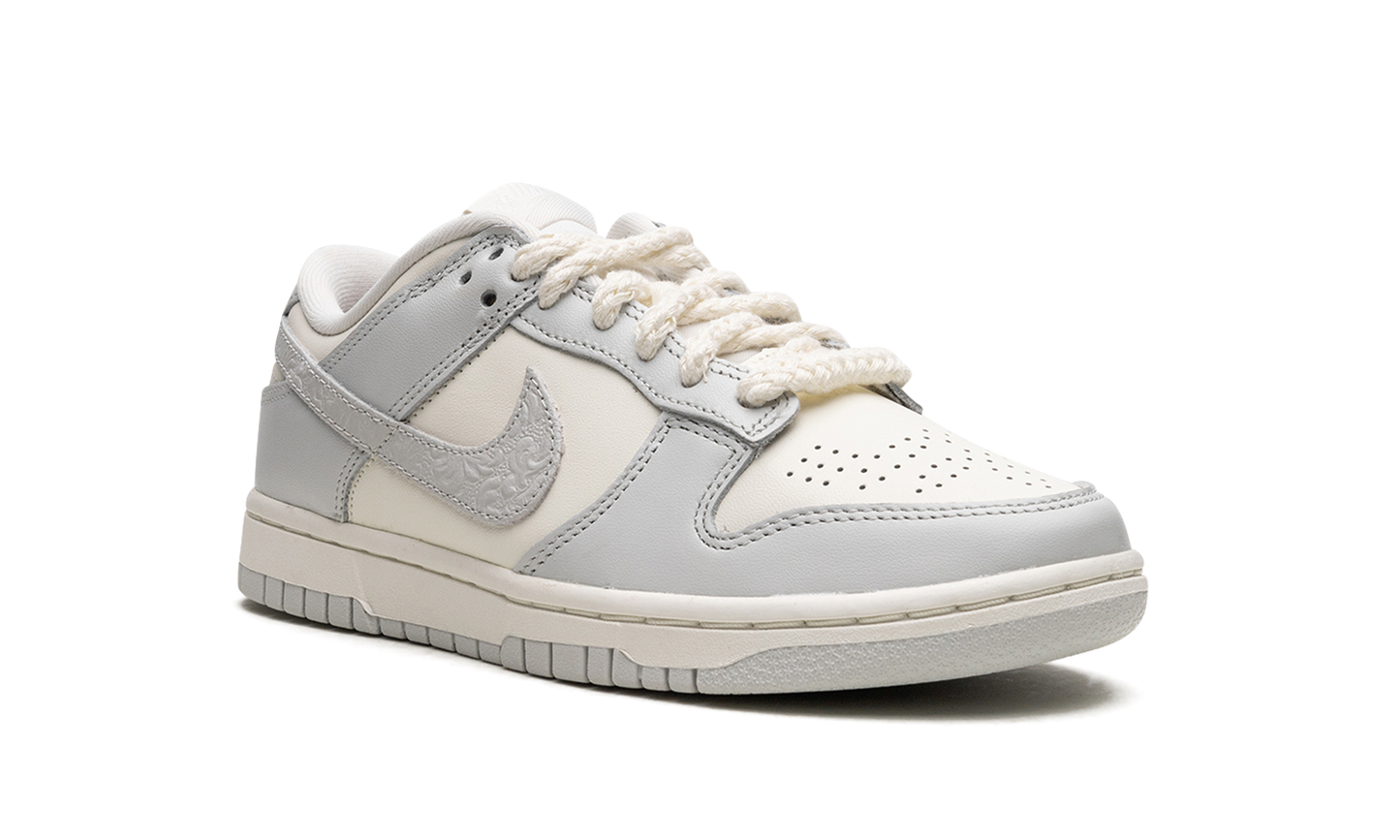 DUNK LOW WMNS"Needlework" FJ4553 133