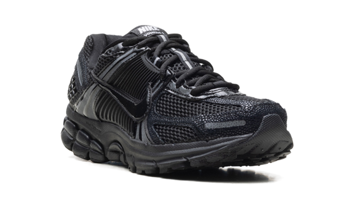 Zoom Vomero 5 WMNS"Black Patent" II6236 001