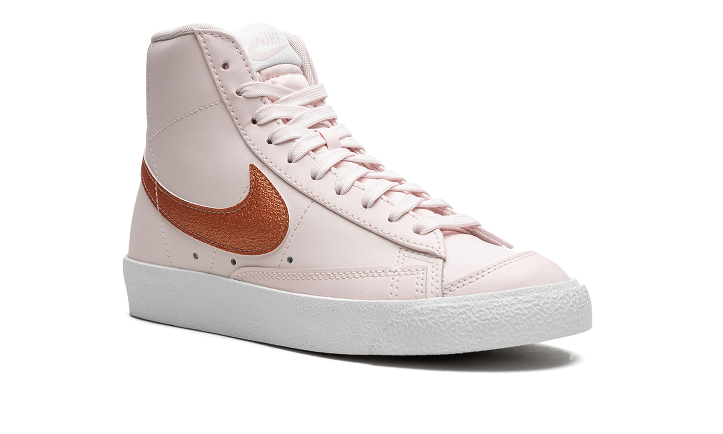 BLAZER MID'77 ESSENTIAL WMNS"LIGHT SOFT PINK" DQ7574 600