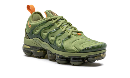 AIR VAPORMAX PLUS MNS WMNS FD0295 300
