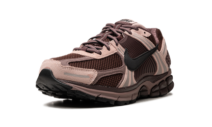 ZOOM VOMERO 5 WMNS"Plum Eclipse" FV1166 200
