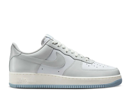 Air Force 1 Low '07 Photon Dust