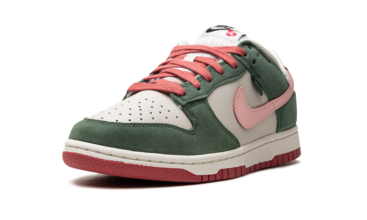 DUNK LO SE WMNS"All Petals United" FN8923 061