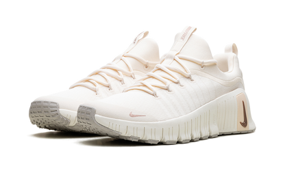 Free Metcon 6 WMNS"Pale Ivory/ Guava Ice/ Sail/ Metallic Red Bronze" FJ7126 100