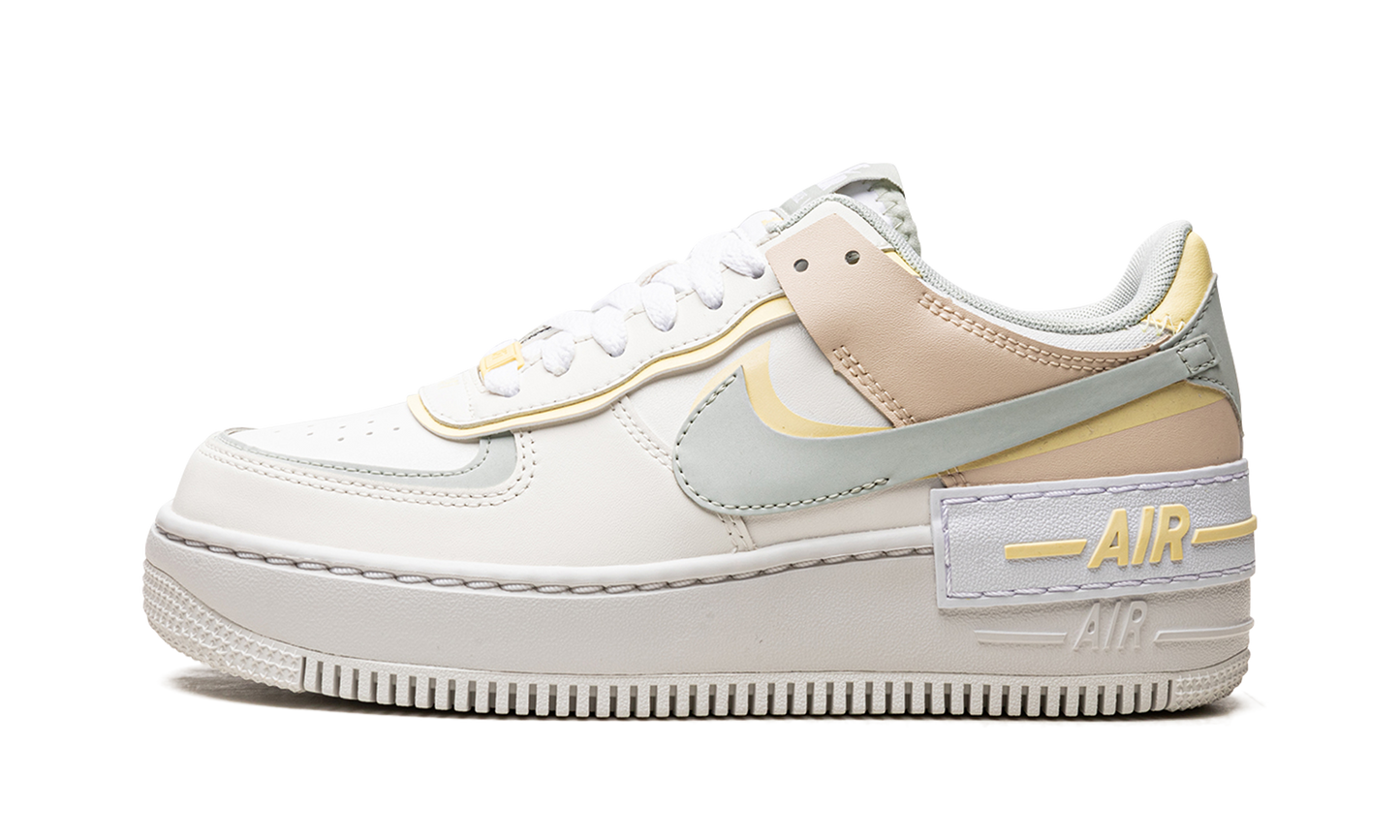 AF1 SHADO WMNS"Sail/ Citron Tint" DR7883 101