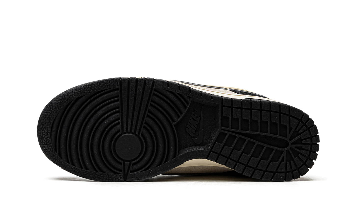 DUNK LO LX MNS WMNS"Black/ Cream Suede" DV3054 001