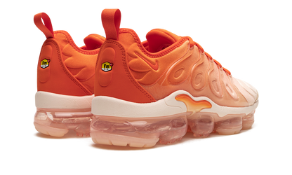 AIR VAPORMAX PLUS WMNS"Citrus" DQ8588 800