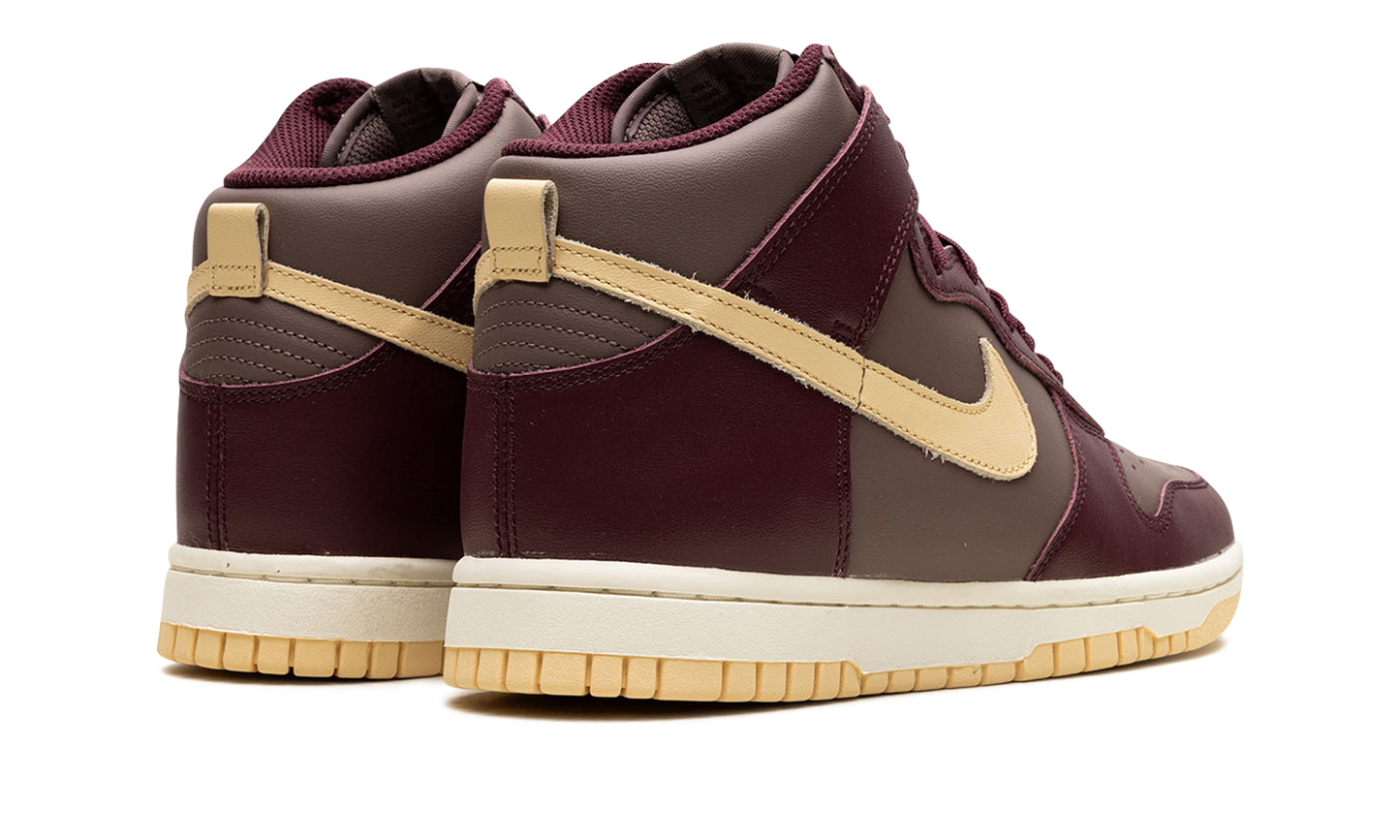 DUNK HIGH WMNS"Plum Eclipse" DD1869 202
