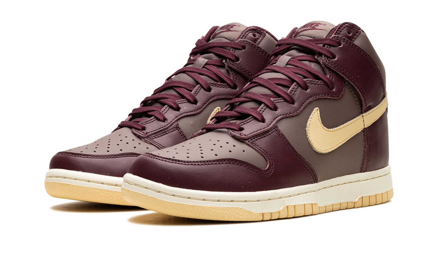 DUNK HIGH WMNS"Plum Eclipse" DD1869 202