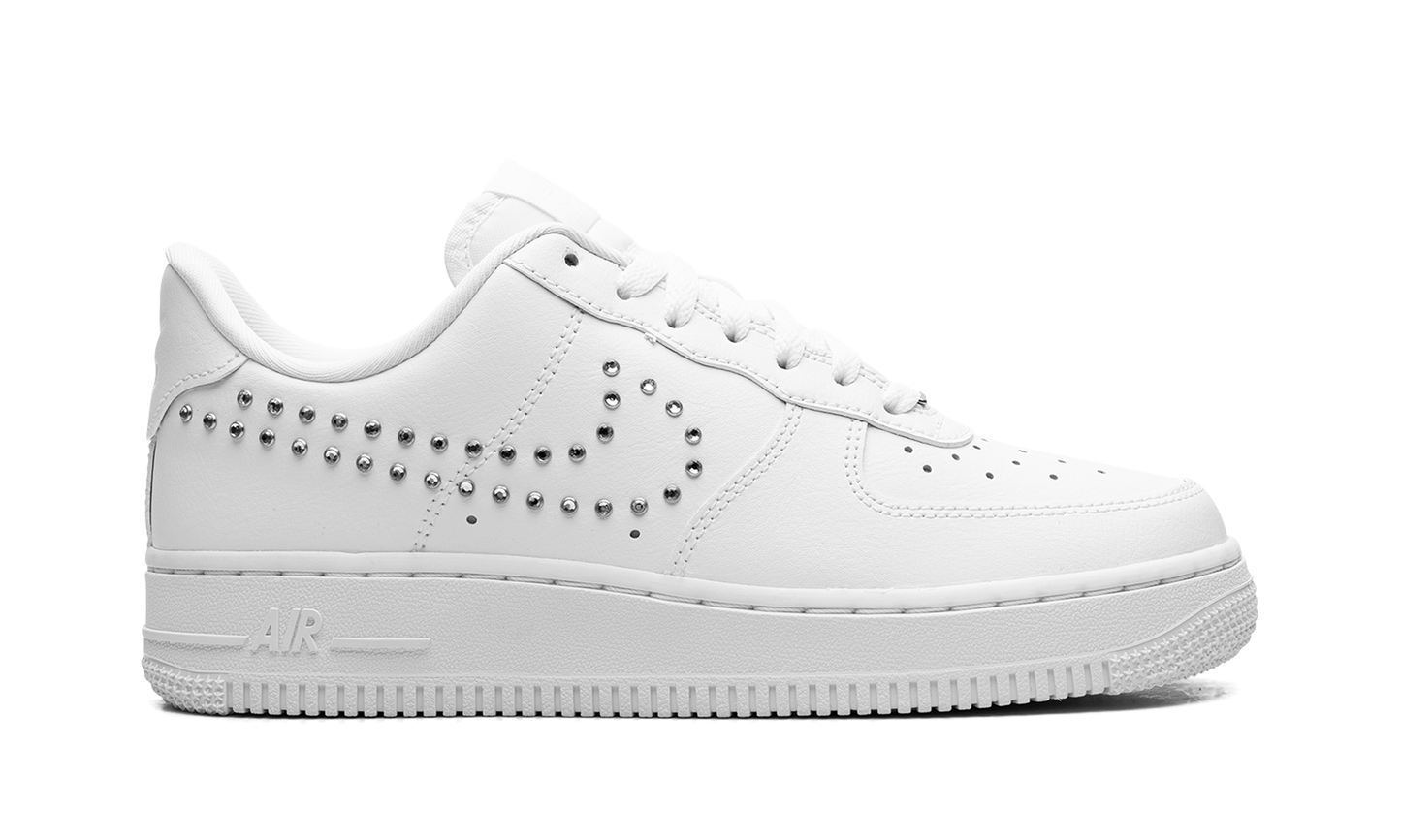 AIR FORCE 1 LO WMNS"White/ Metallic Silver" FQ8887 100