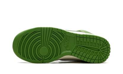 DUNK HIGH WMNS"Chlorophyll" DD1869 300