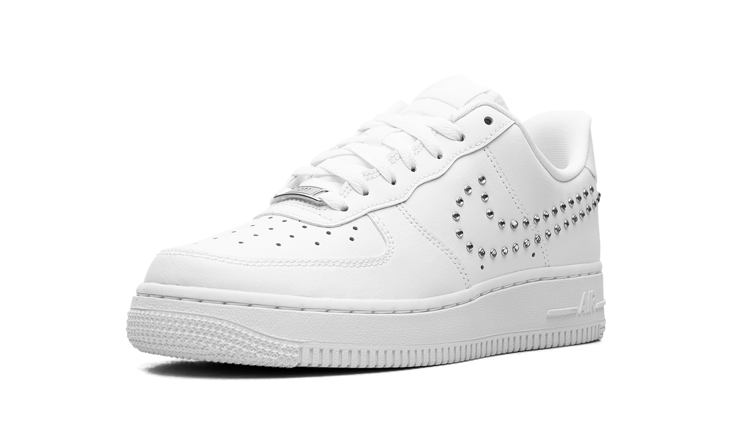 AIR FORCE 1 LO WMNS"White/ Metallic Silver" FQ8887 100