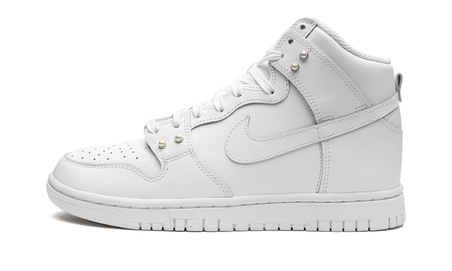 DUNK HIGH SE MNS WMNS"Pearl White" DM7607 100