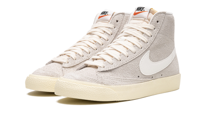 BLAZER MID 77 VINTAGE MNS WMNS"Light Bone Alabaster" DV7006 001