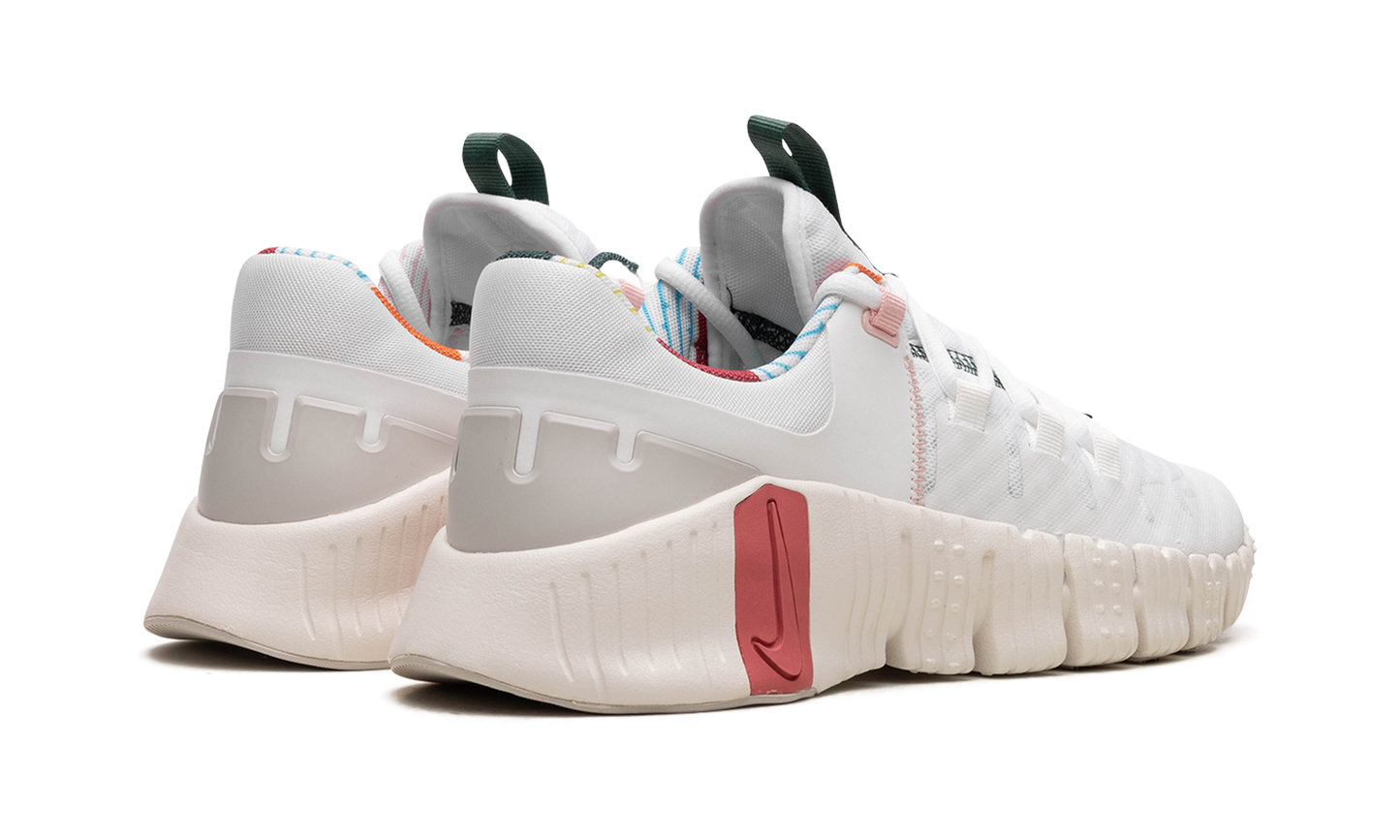 FREE METCON 3 WMNS"All Petals United" FN8920 161