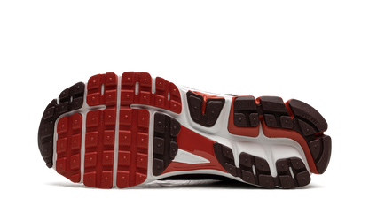 ZOOM VOMERO 5 WMNS"Team Red" FN7778 600