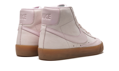 BLAZER MID PREMIUM WMNS"Pearl Pink/Gum" DQ7572 600
