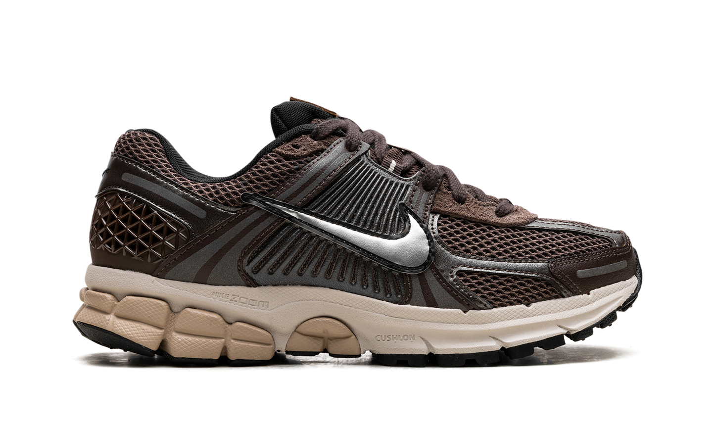 Zoom Vomero 5"Baroque Brown" FN6742 201