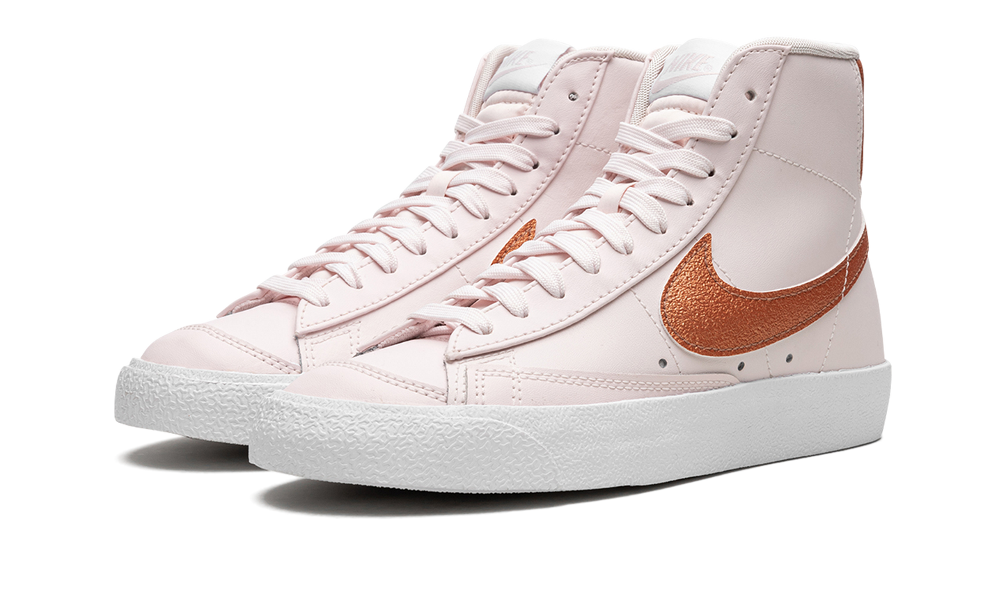 BLAZER MID'77 ESSENTIAL WMNS"LIGHT SOFT PINK" DQ7574 600