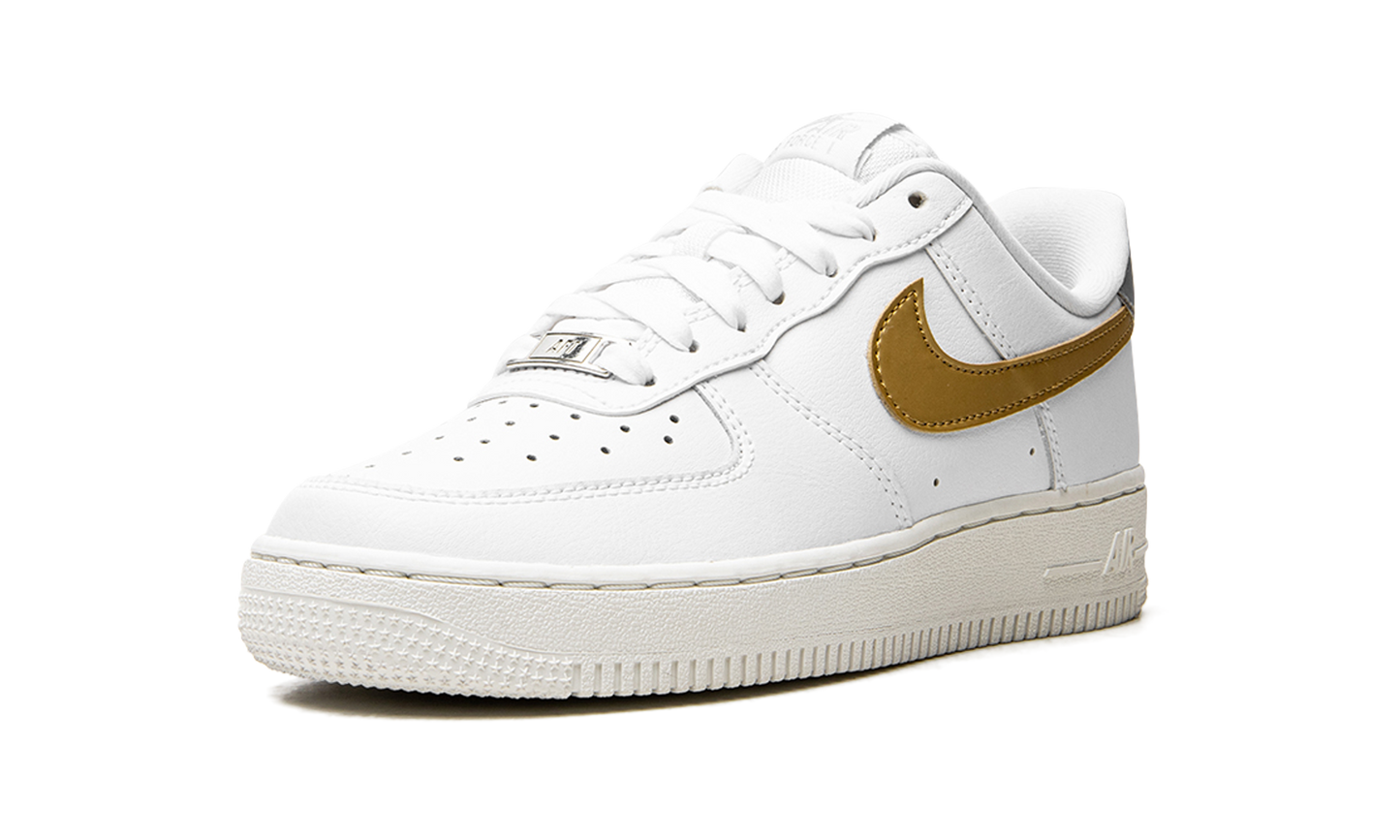 AIR FORCE 1 MNS WMNS"White/ Gold/ Silver" DD8959 106