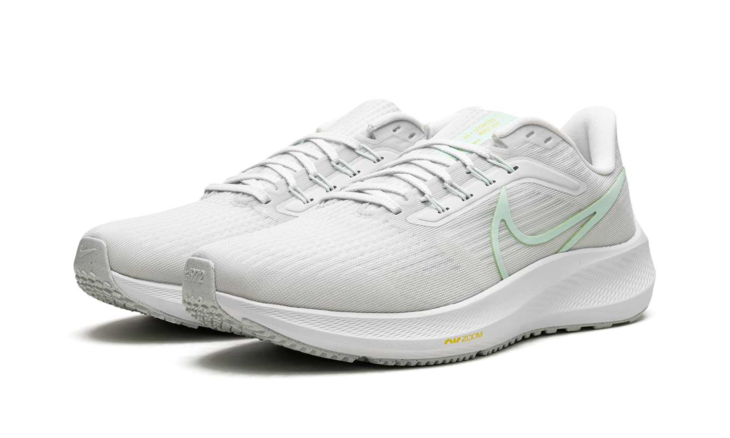 AIR ZOOM PEGASUS 39 MNS WMNS"Barely Green" DH4072 102