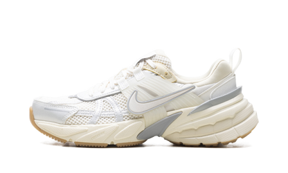 V2K Run WMNS"White Photon Dust Fir" FD0736 108