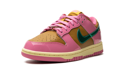 DUNK LOW WMNS"Parris Goebel" FN2721 600