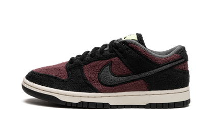 DUNK LO MNS WMNS"Fleece Pack Burgundy Crush" DQ7579 600