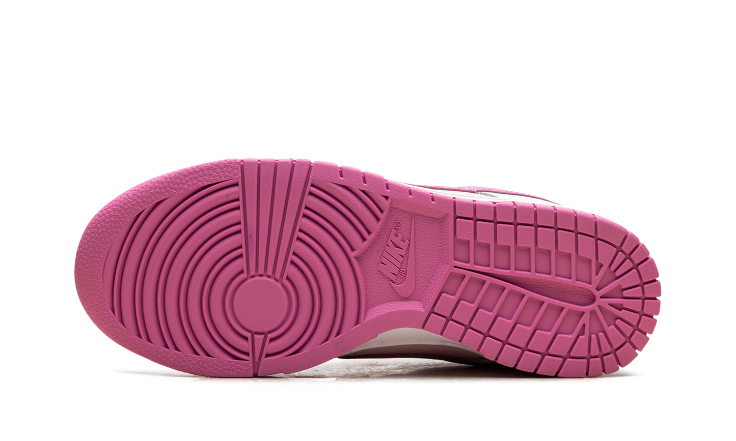 Dunk Low WMNS"Pink Foam" HQ1181 661