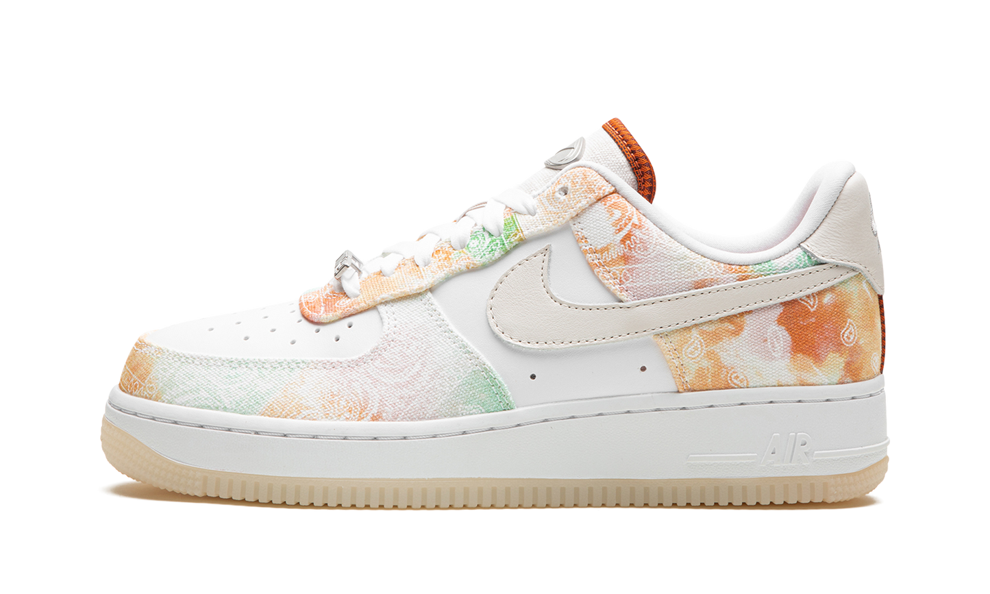 AIR FORCE 1 LO WMNS"Pastel Paisley" FJ7739 101