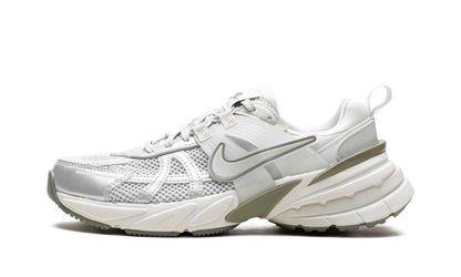 V2K Run WMNS"Photon Dust Light Silver" FD0736 006