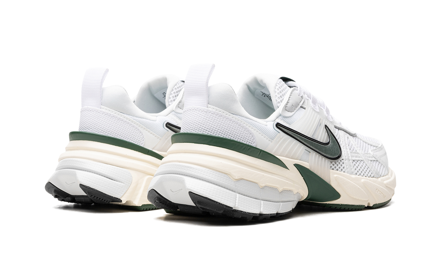 V2K RUN WMNS"Platinum Green" FD0736 101