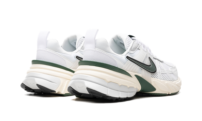 V2K RUN WMNS"Platinum Green" FD0736 101