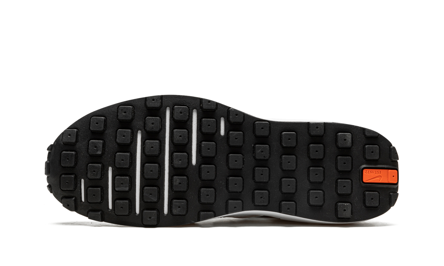 WAFFLE ONE WMNS"Cool Grey" DC2533 102