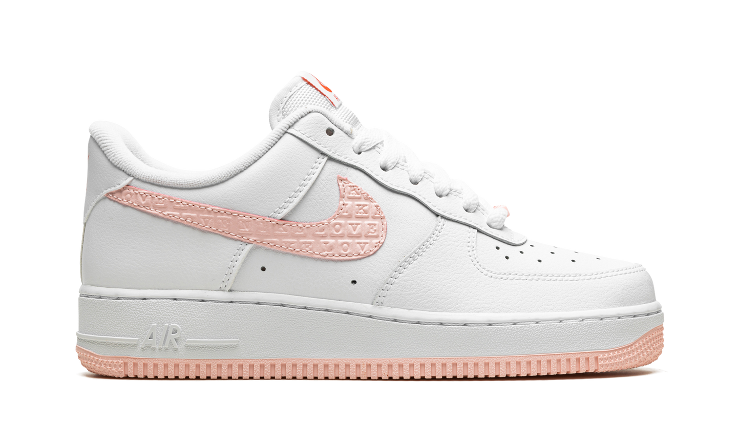 AIR FORCE 1 LO MNS WMNS"Valentine's Day 2022" DQ9320 100