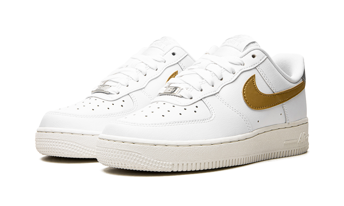 AIR FORCE 1 MNS WMNS"White/ Gold/ Silver" DD8959 106
