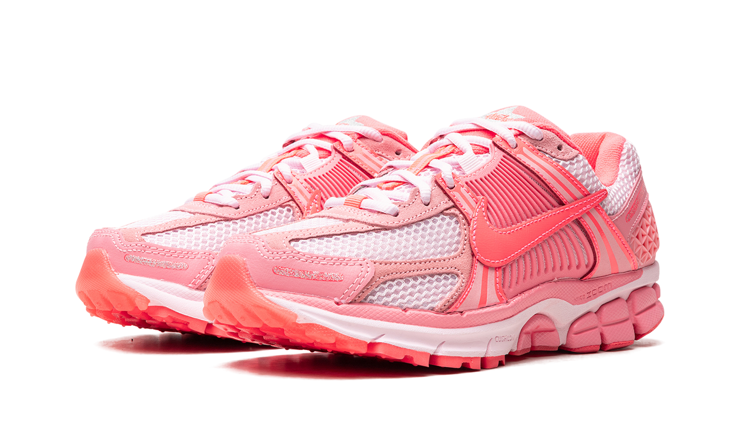 ZOOM VOMERO 5 WMNS"Triple Pink" FQ0257 666