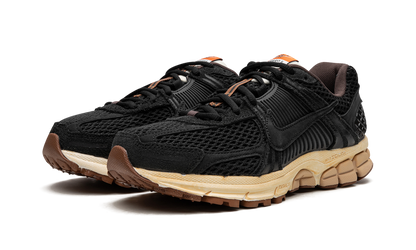 VOMERO 5 WMNS"Black/ Sesame" FD0533 010
