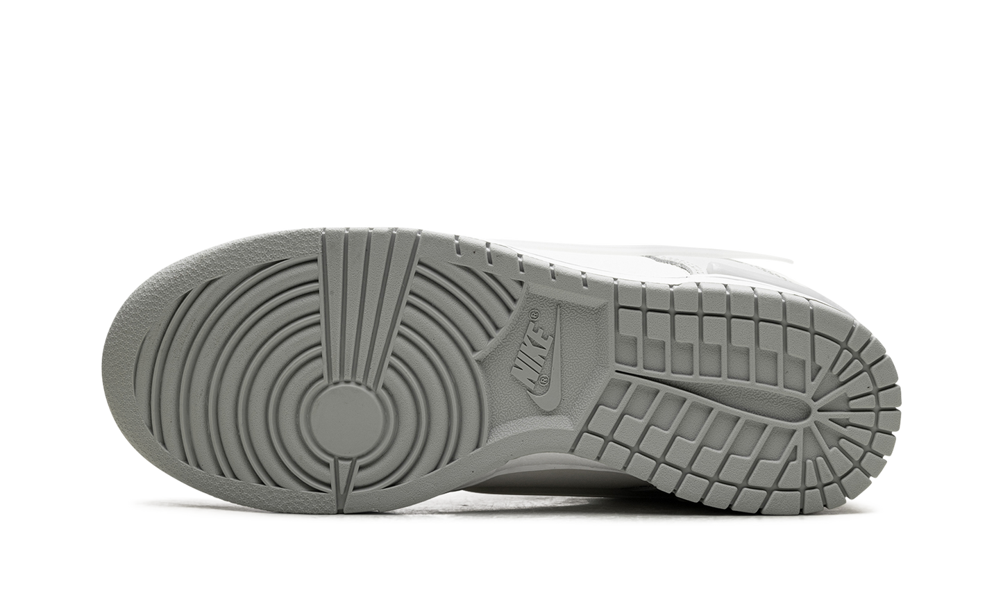 Dunk Low Twist WMNS"LIGHT SILVER" DZ2794 004