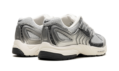 Air Pegasus 2K5 WMNS"Chrome" HJ7310 025