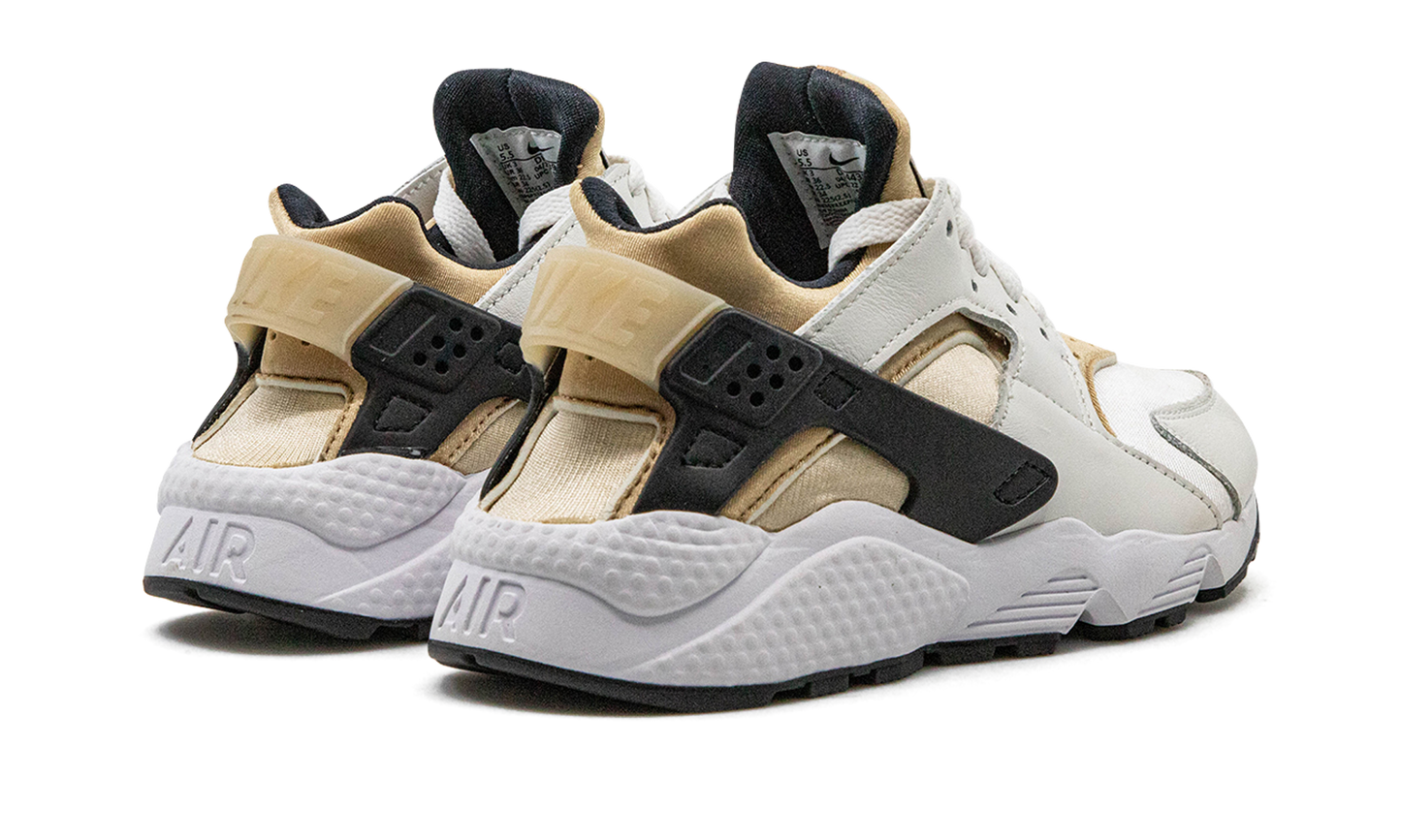 AIR HUARACHE WMNS"White Sandrift" DH4439 108